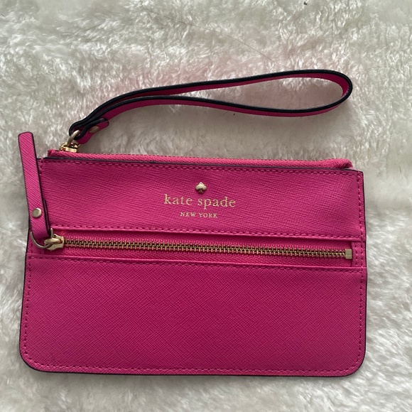 SALE❗️♠️Kate Spade Wristlet Wallet: Pink Color♠️ - Picture 1 of 6